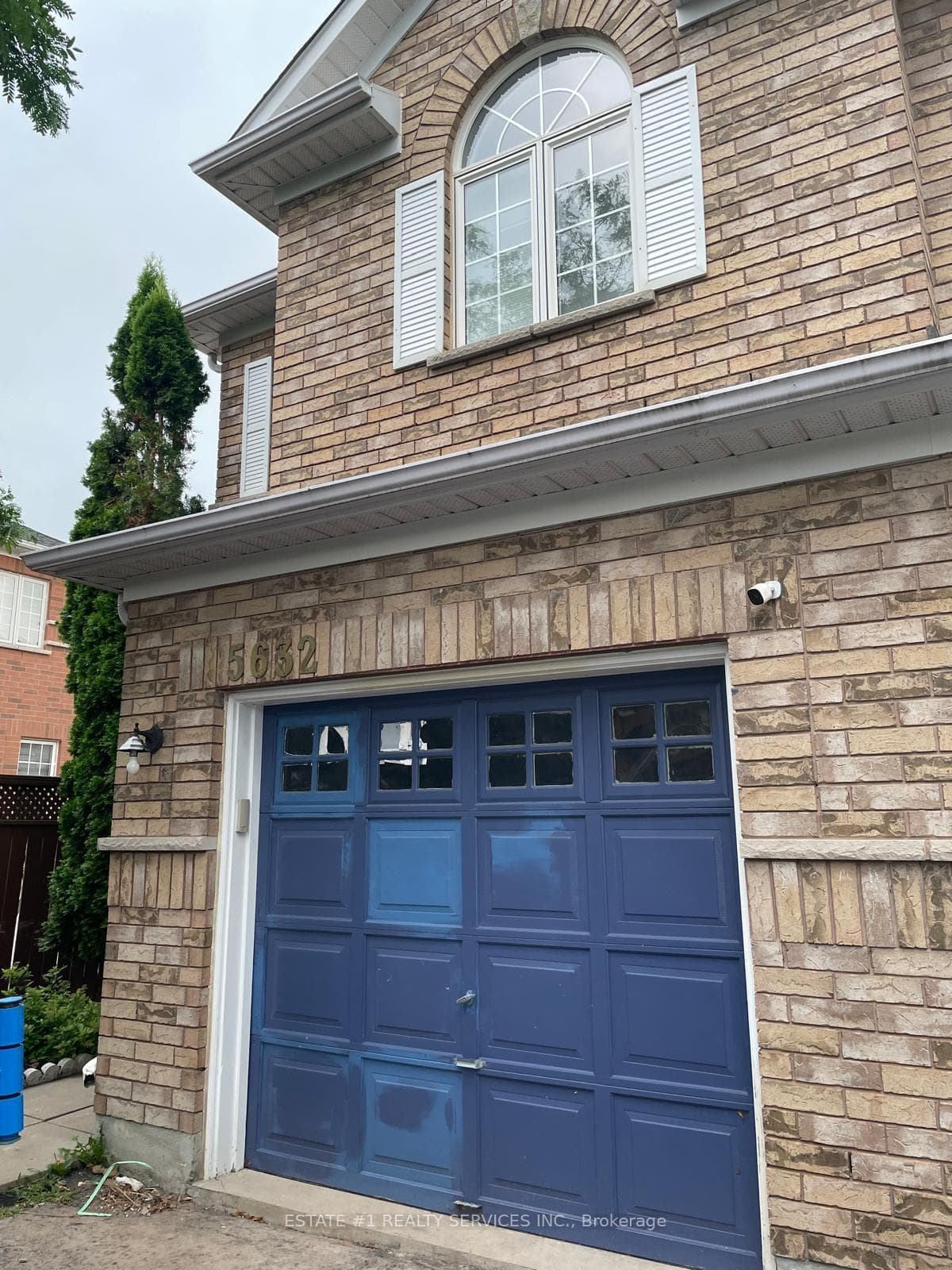 5632 Topaz Place photo 2