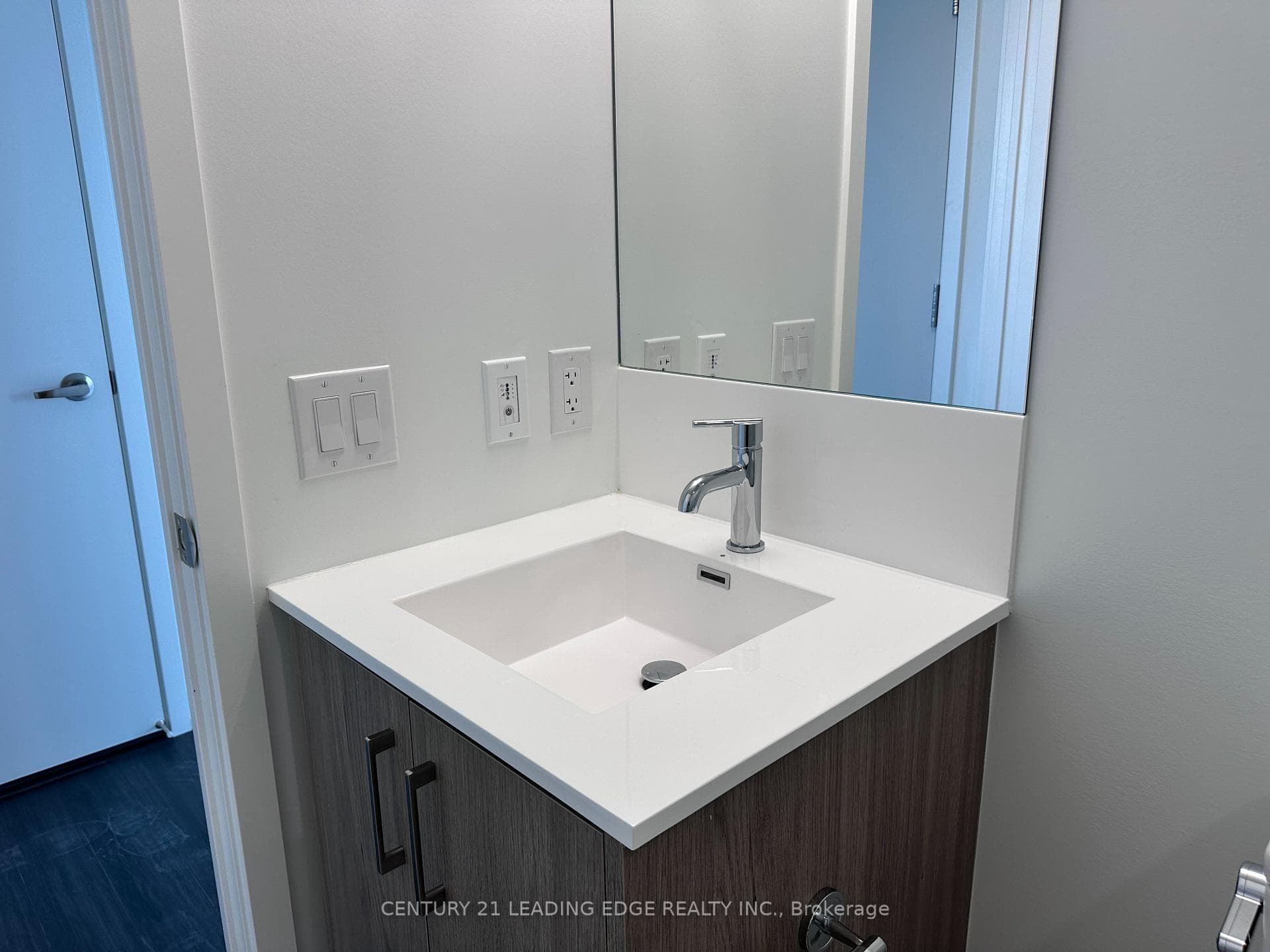 4010 Eglinton Avenue Unit 810 photo 12