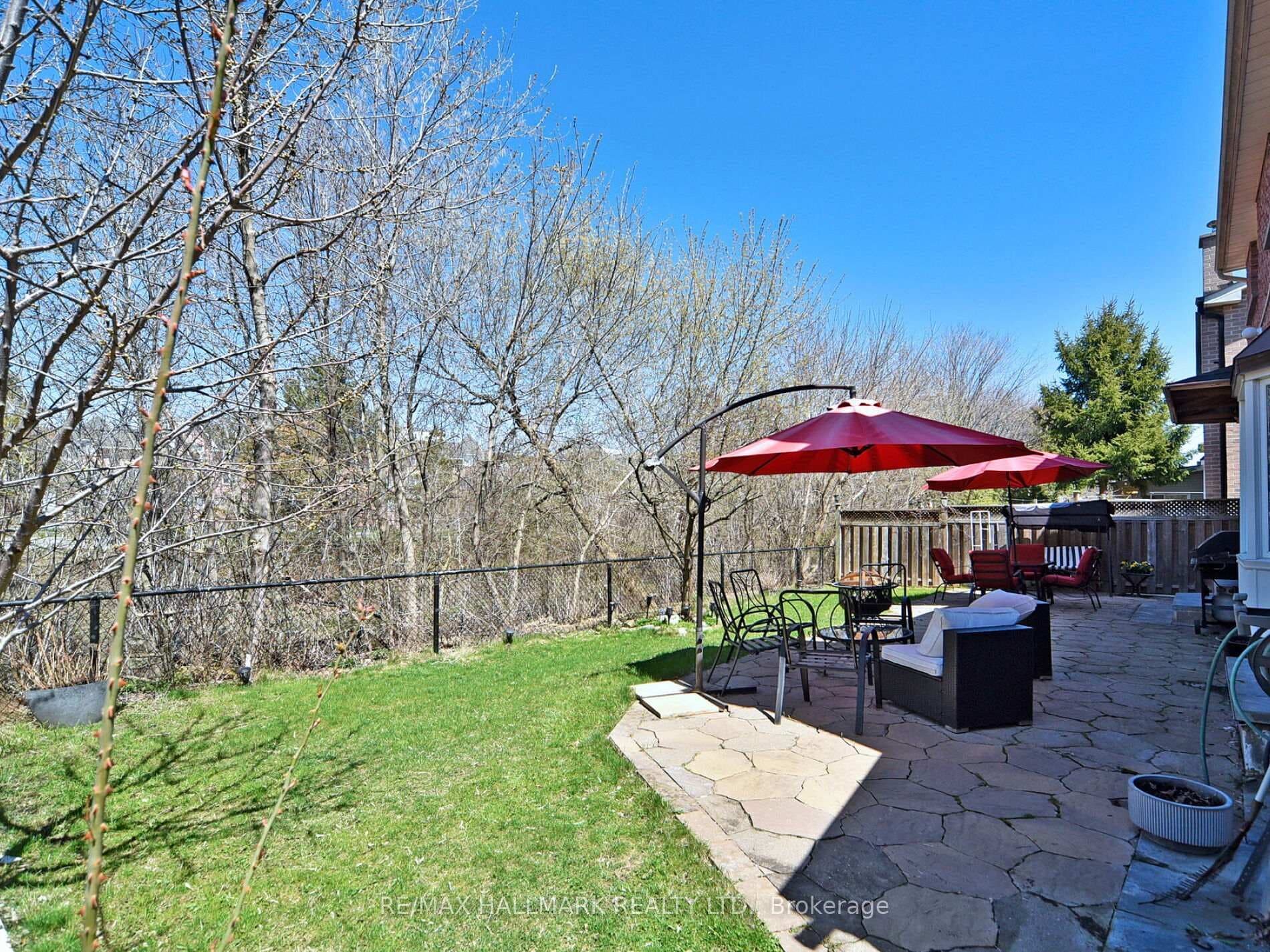 68 Nightstar Drive photo 36