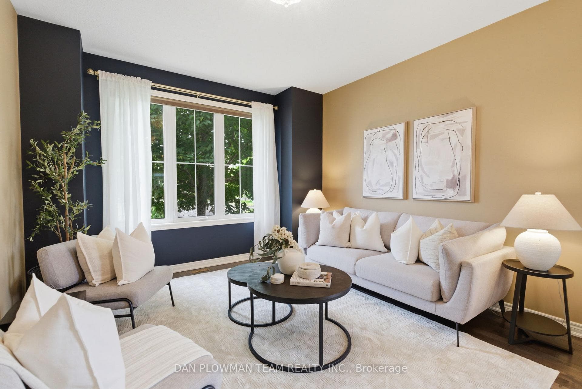2243 Pilgrim Square photo 8
