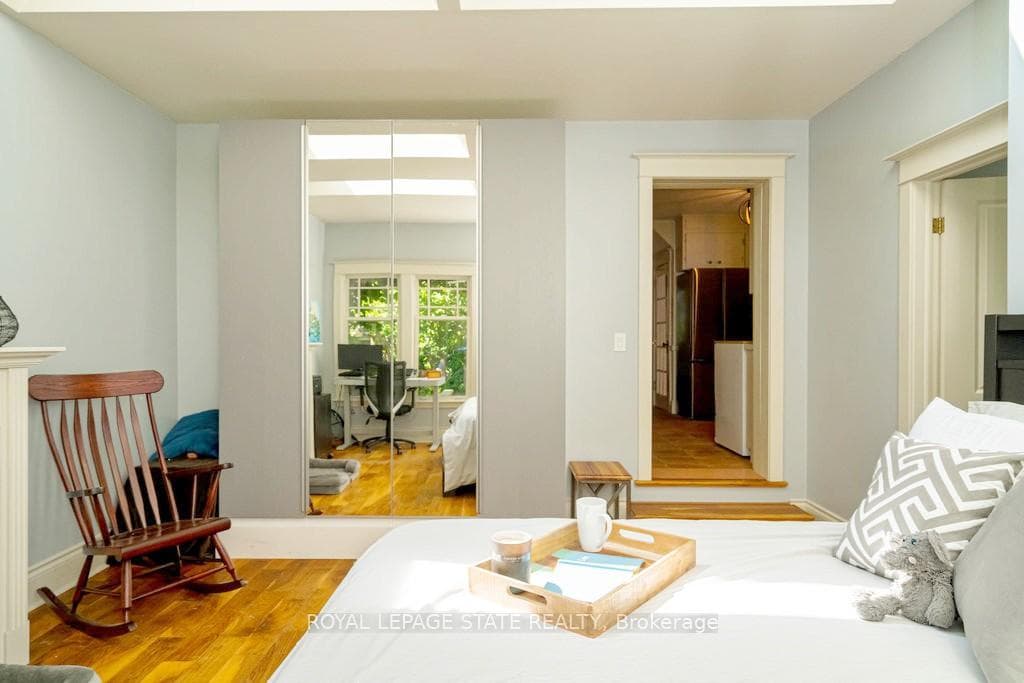 72 Barclay Street photo 11
