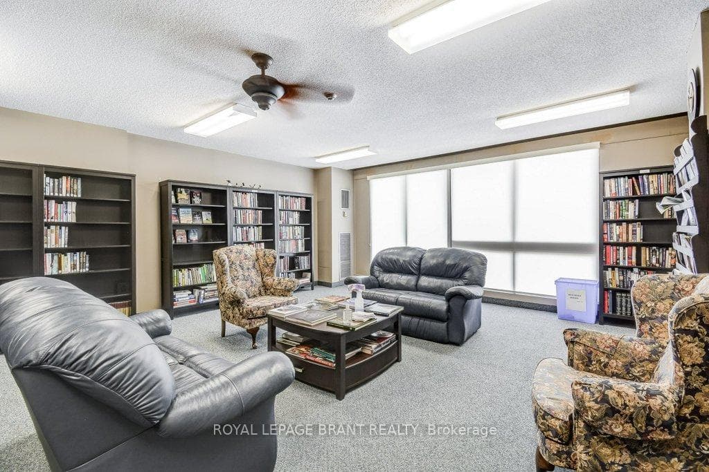 2055 Upper Middle Road Unit 1002 photo 47
