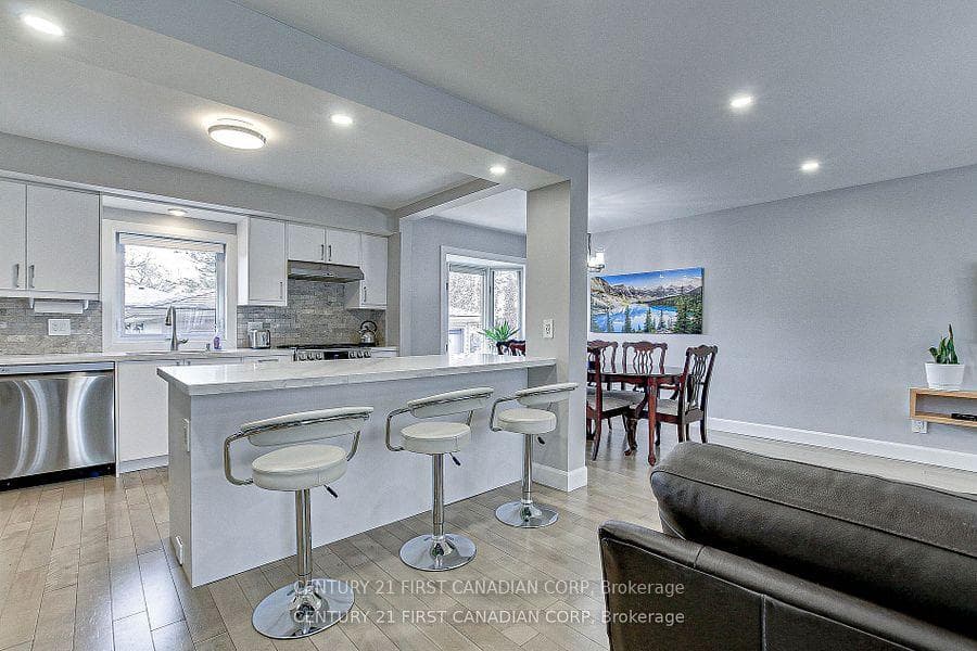 1473 Glengarry Avenue photo 6