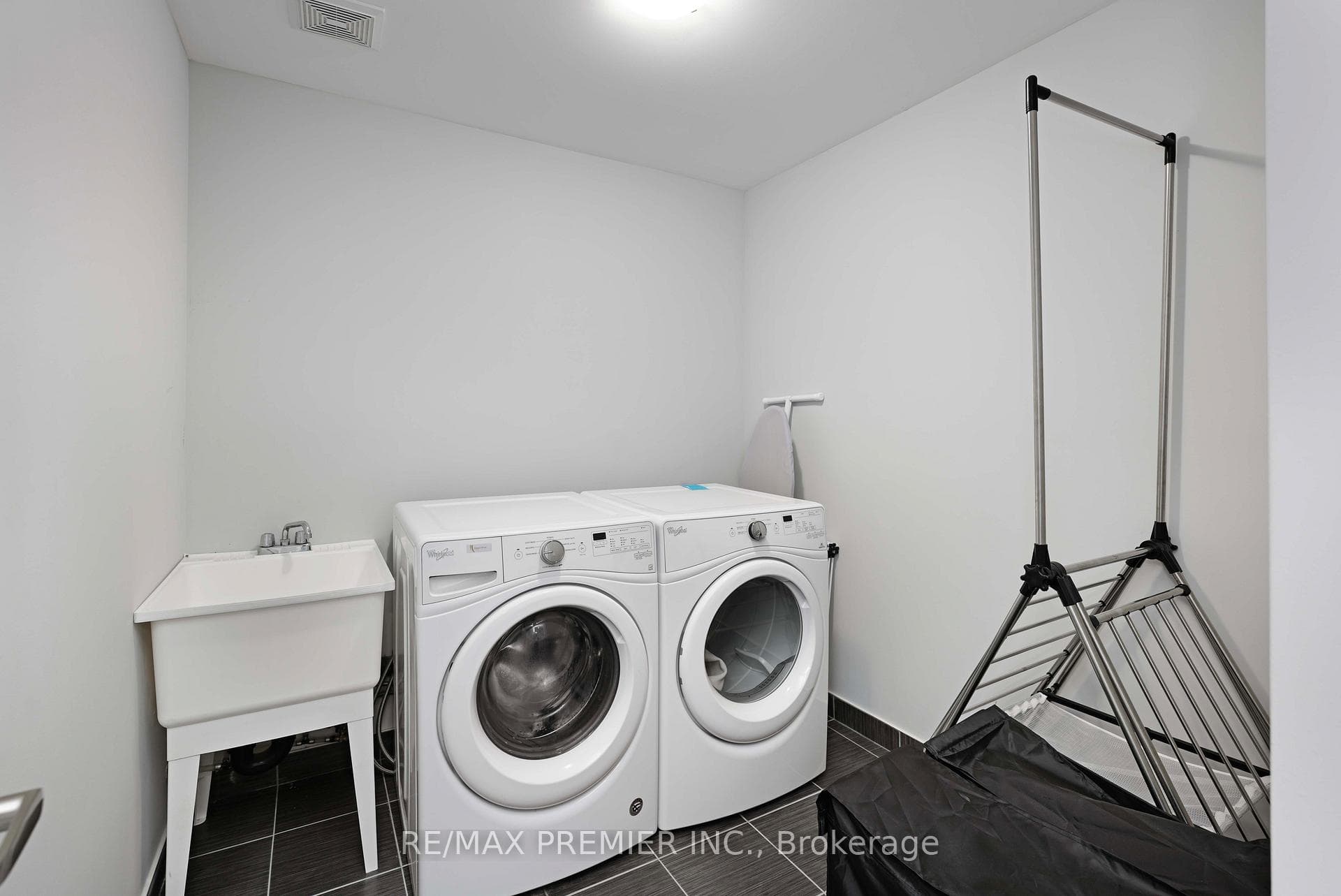 72 Davenfield Circle photo 22