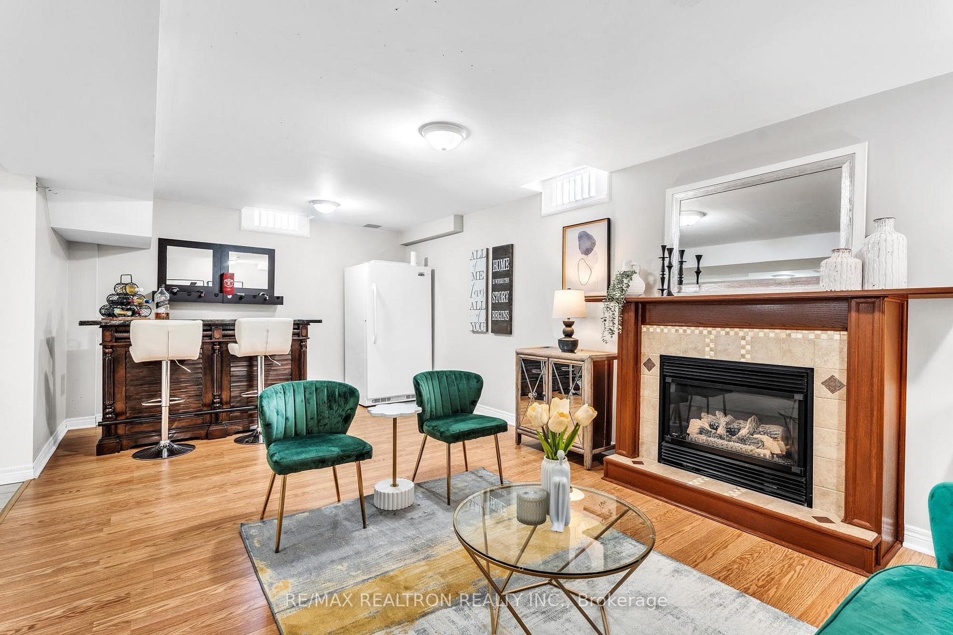 63 Chelton Drive photo 38