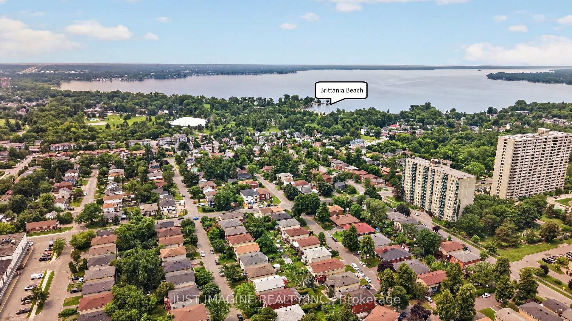 2654 Conn Street photo 41