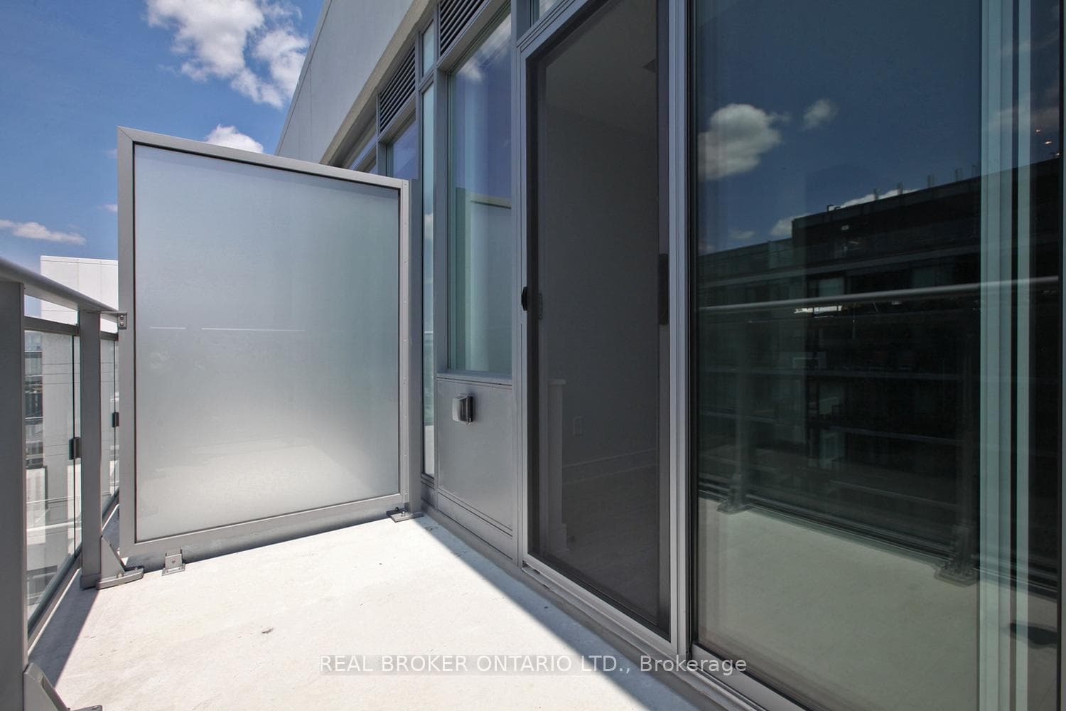 525 Adelaide Street Unit PH31 photo 19