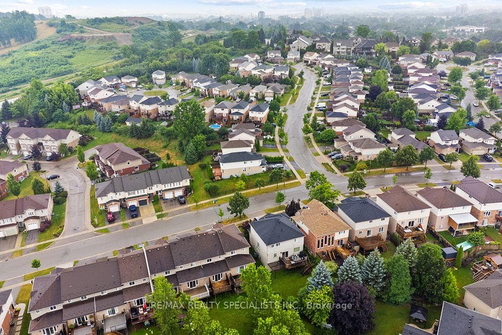 292 Briarmeadow Drive photo 45
