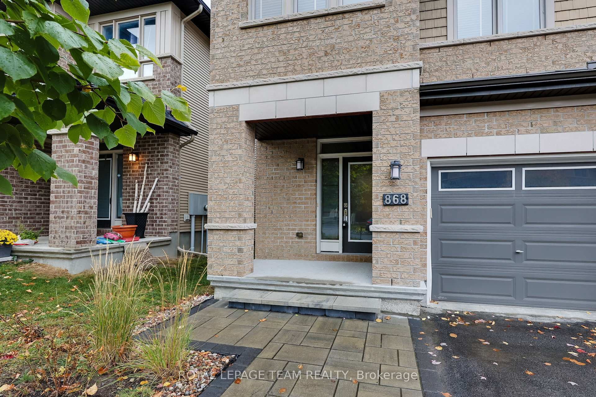 868 Fletcher Circle photo 3