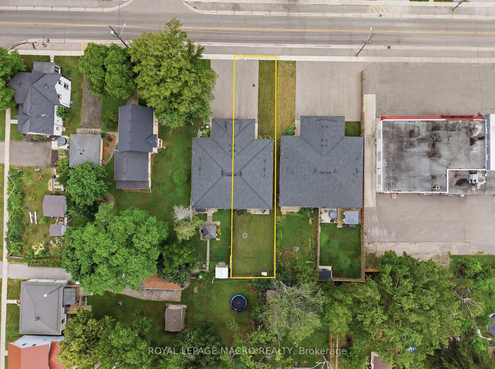 1055 Bay Street photo 38