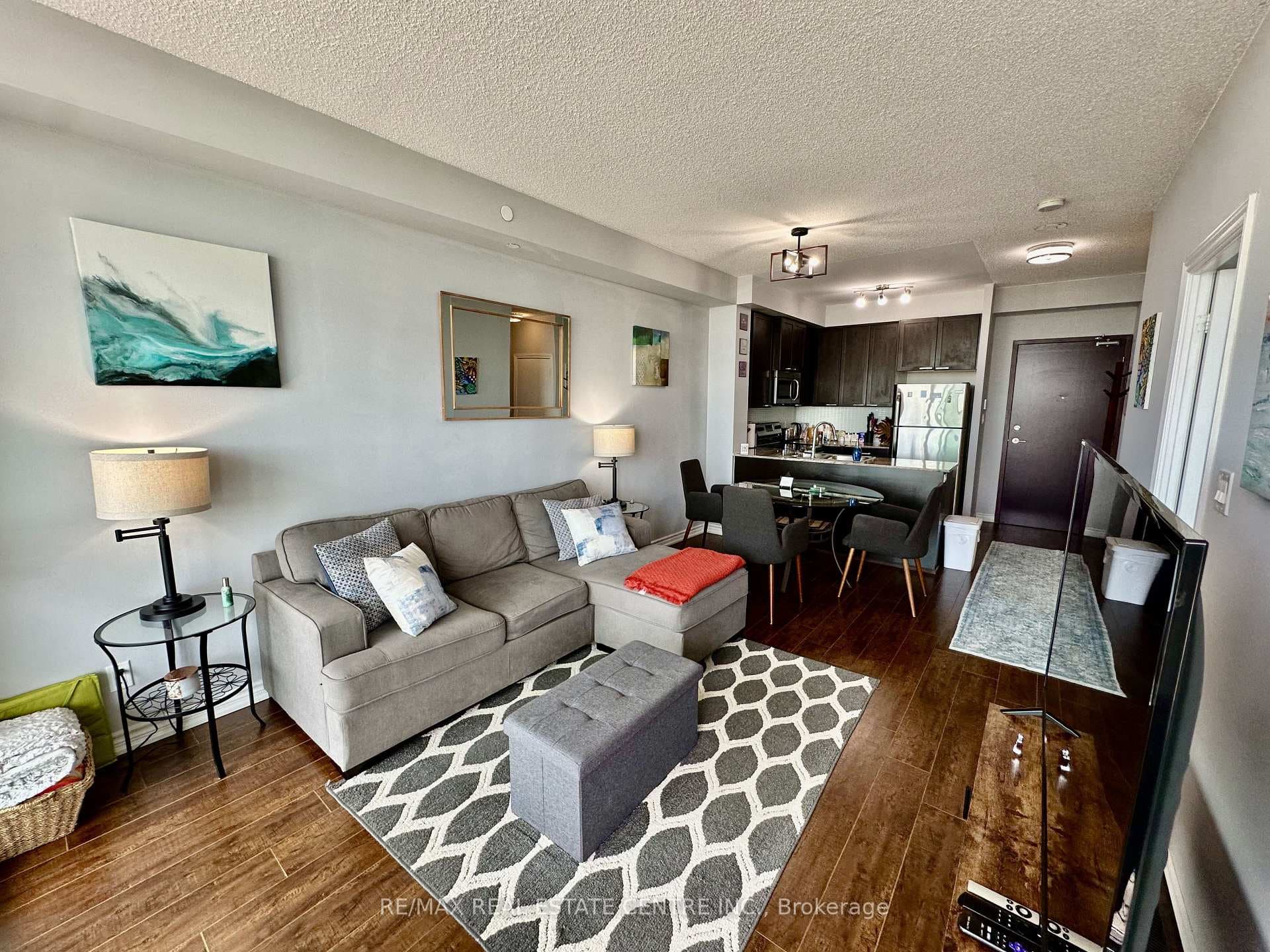 1328 Birchmount Road Unit 1806 photo 7