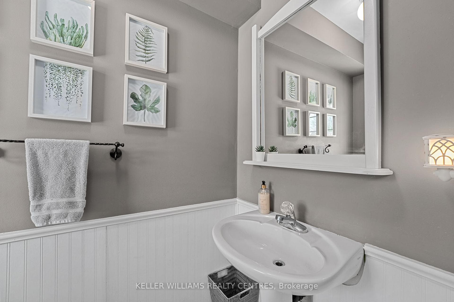 49 Laurendale Avenue photo 10