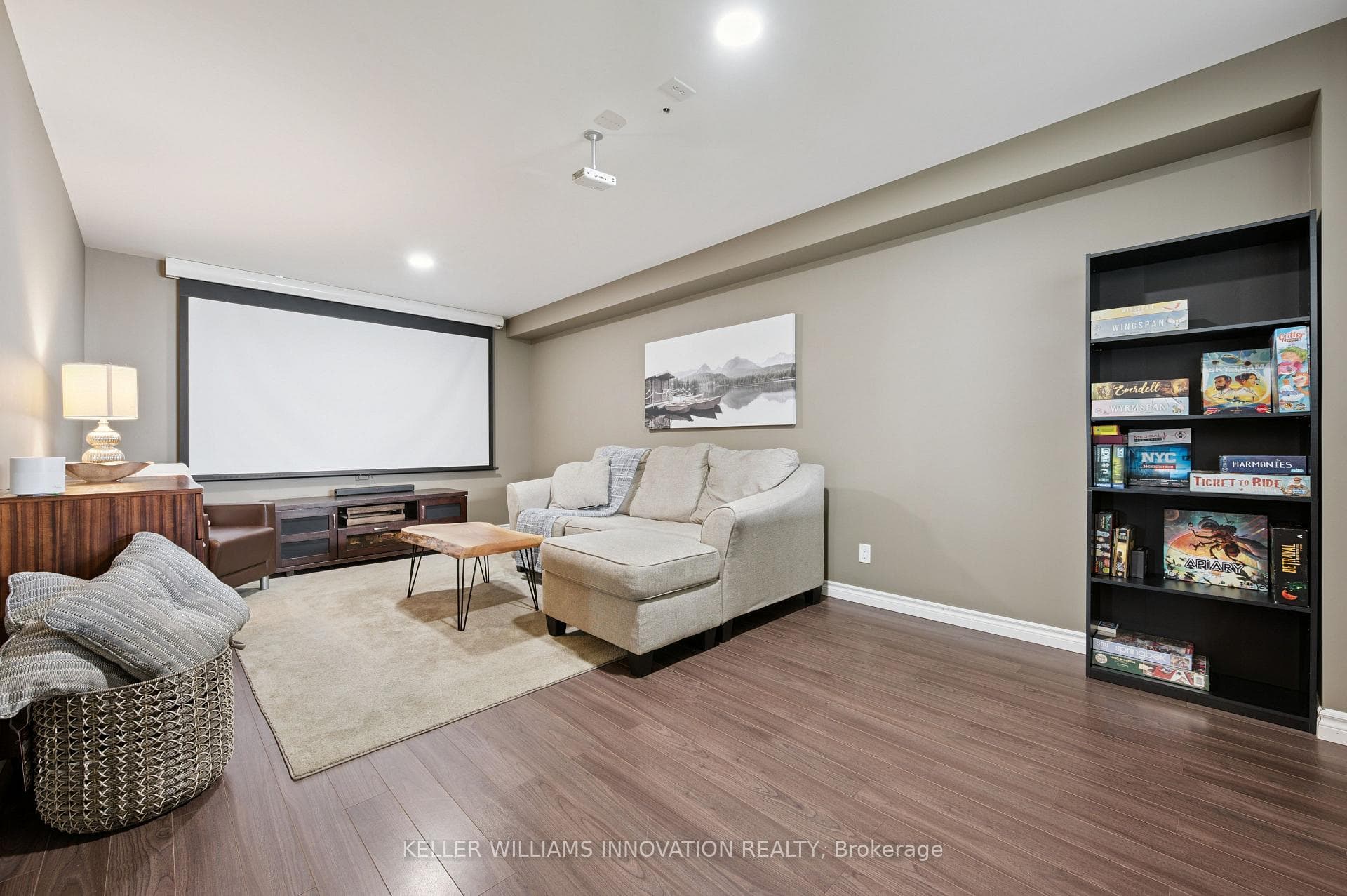 665 Albert Avenue photo 28