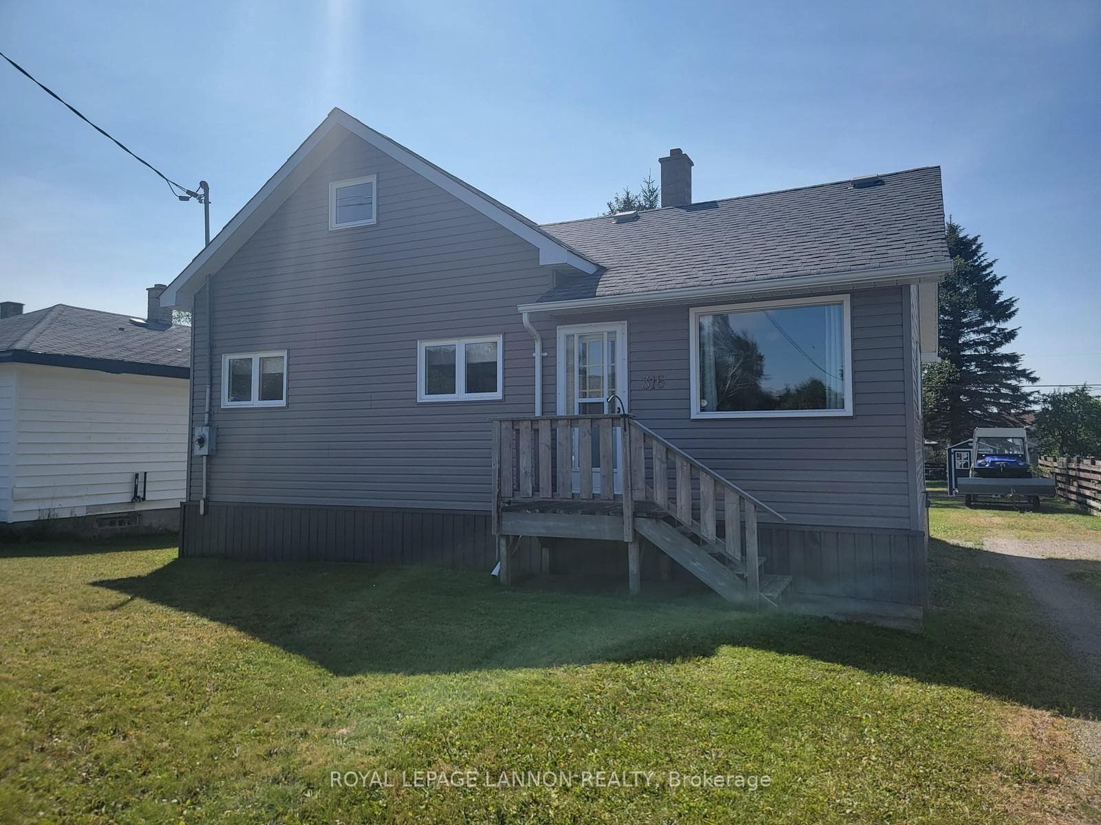 316 Newman Street photo 2