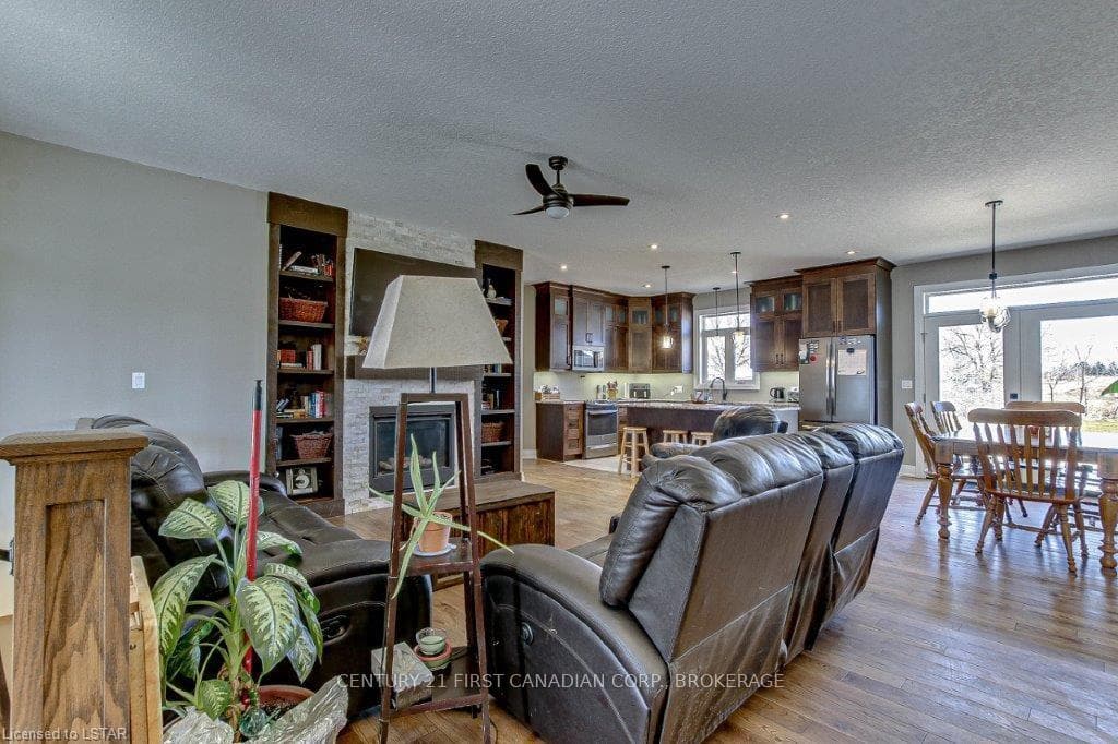 34366 DENFIELD Road photo 3