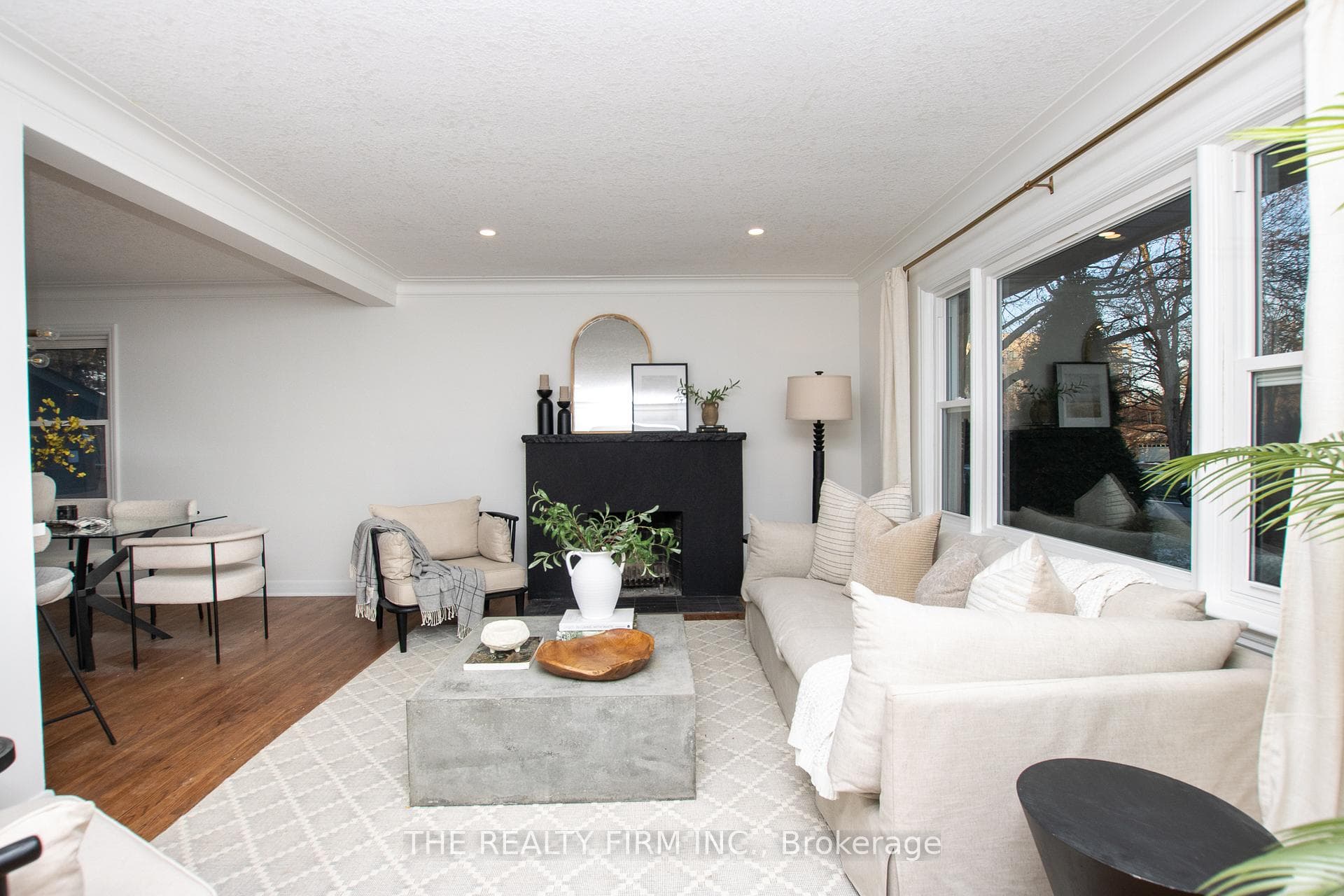 365 Colville Boulevard photo 5