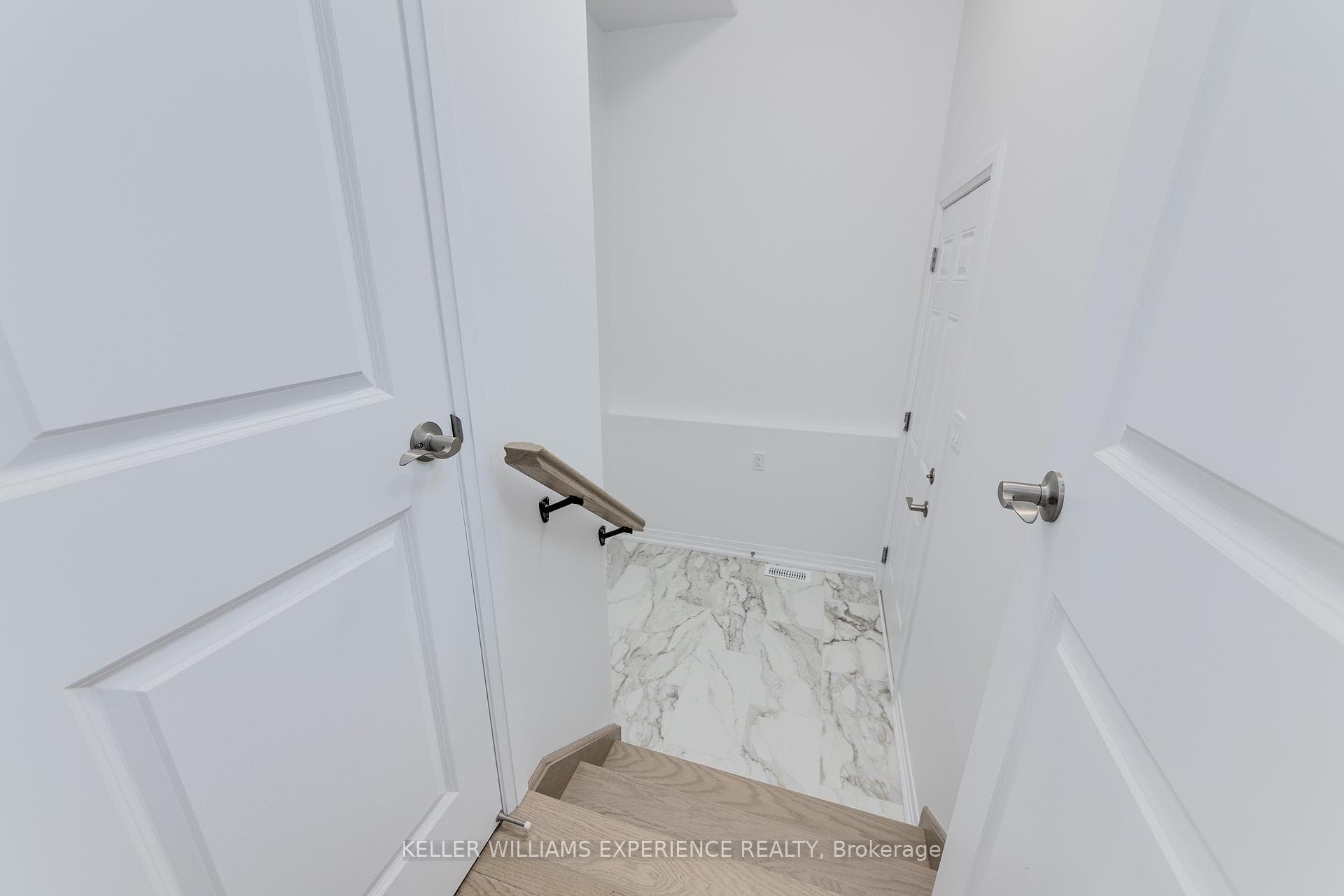 Entry to Basement