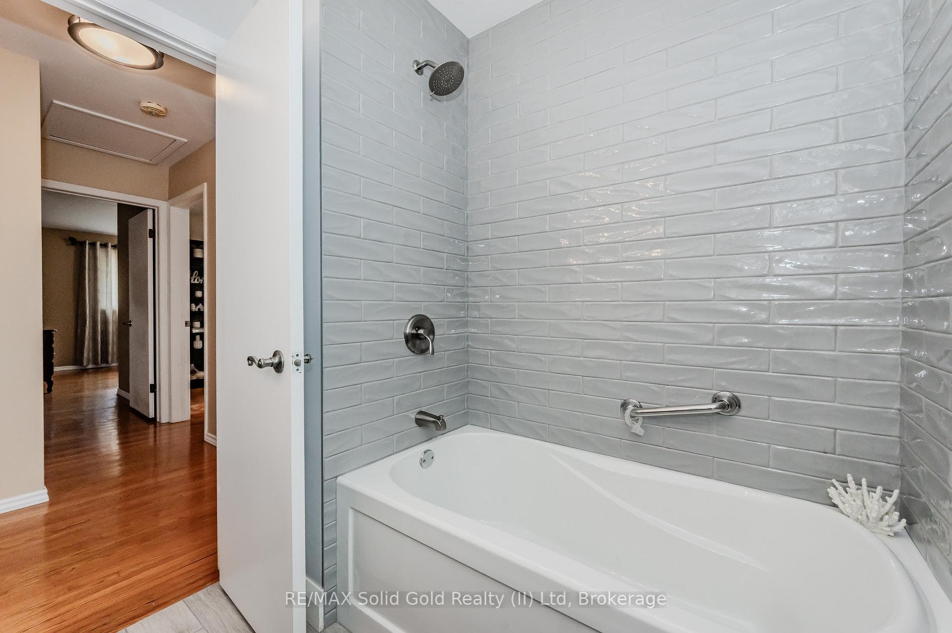 268 Westwood Drive photo 26