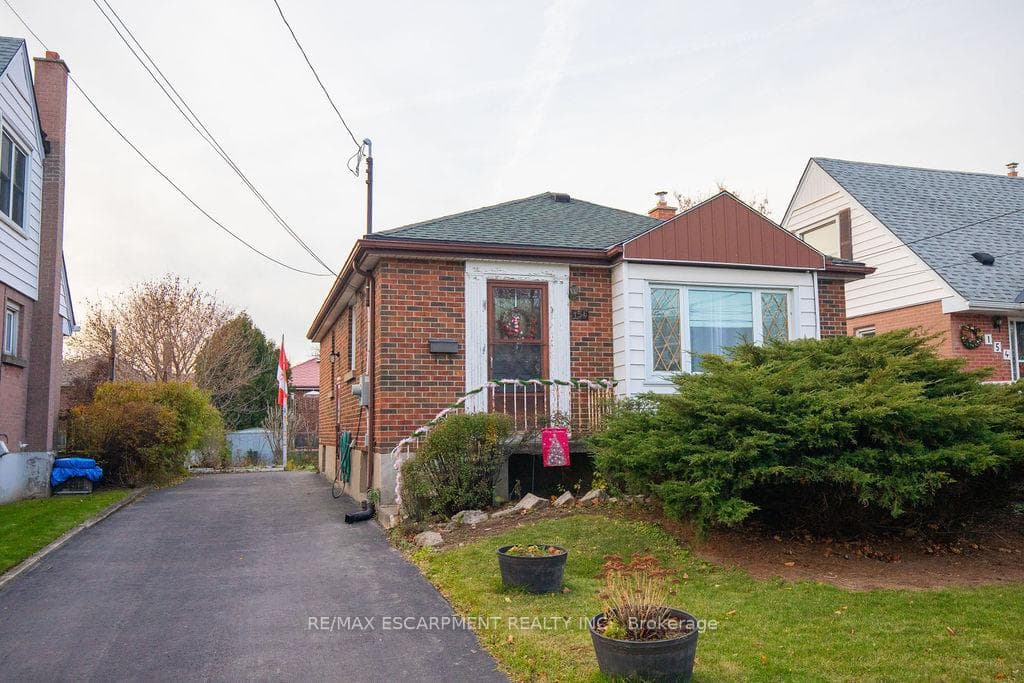 156 East 36th Street photo 1