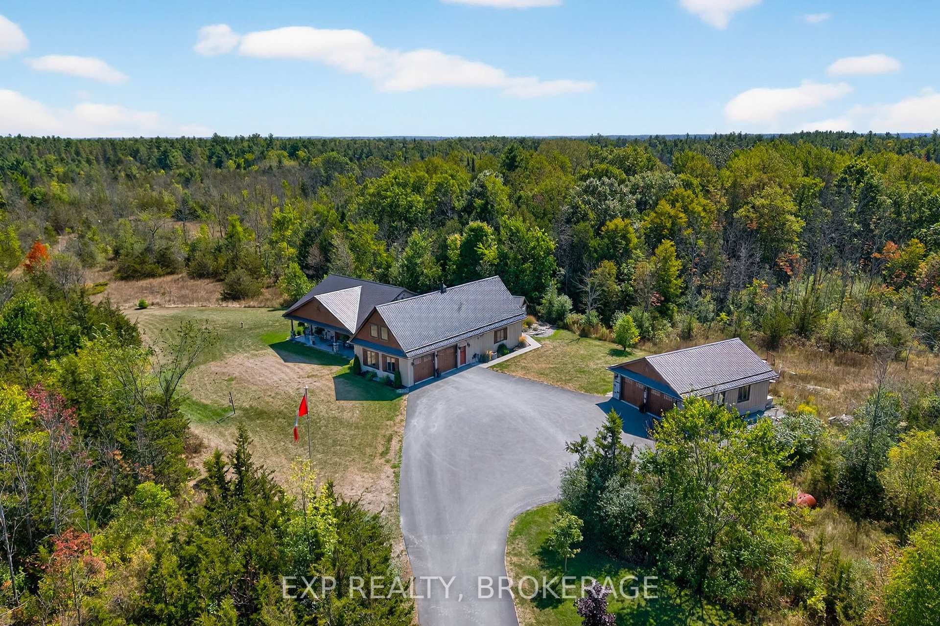 2334 Empey Road photo 3