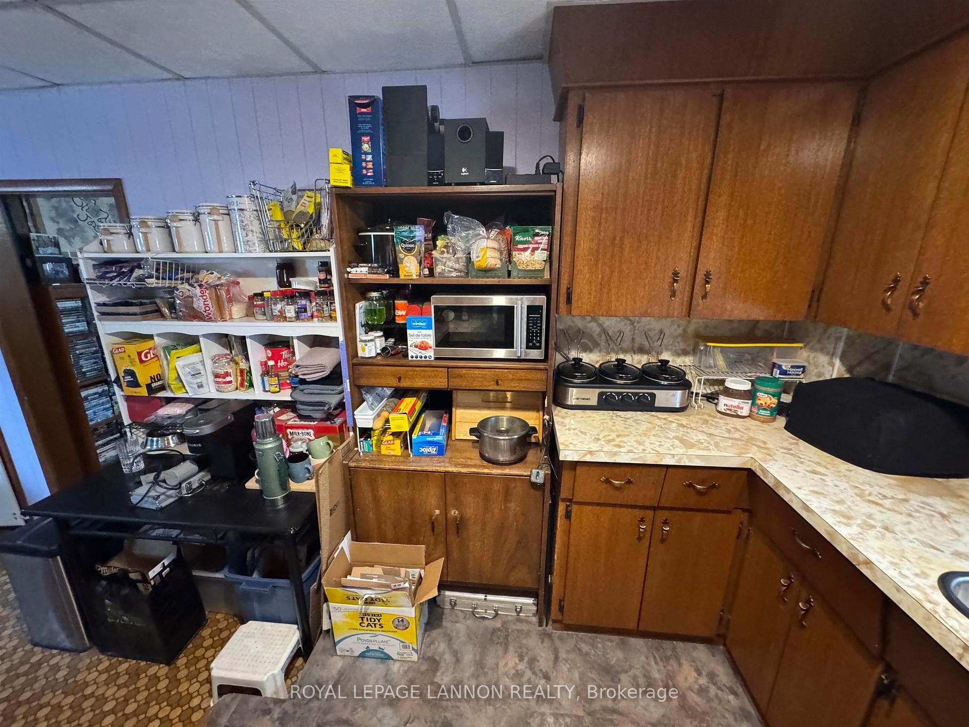 221 Heron Street photo 20