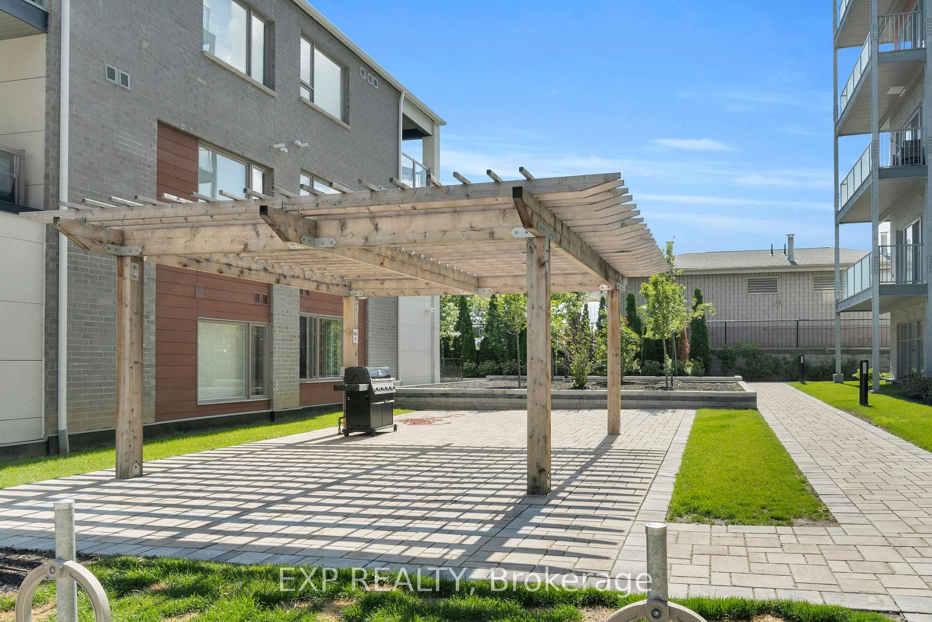 5131 Sheppard Avenue Unit 301 photo 24