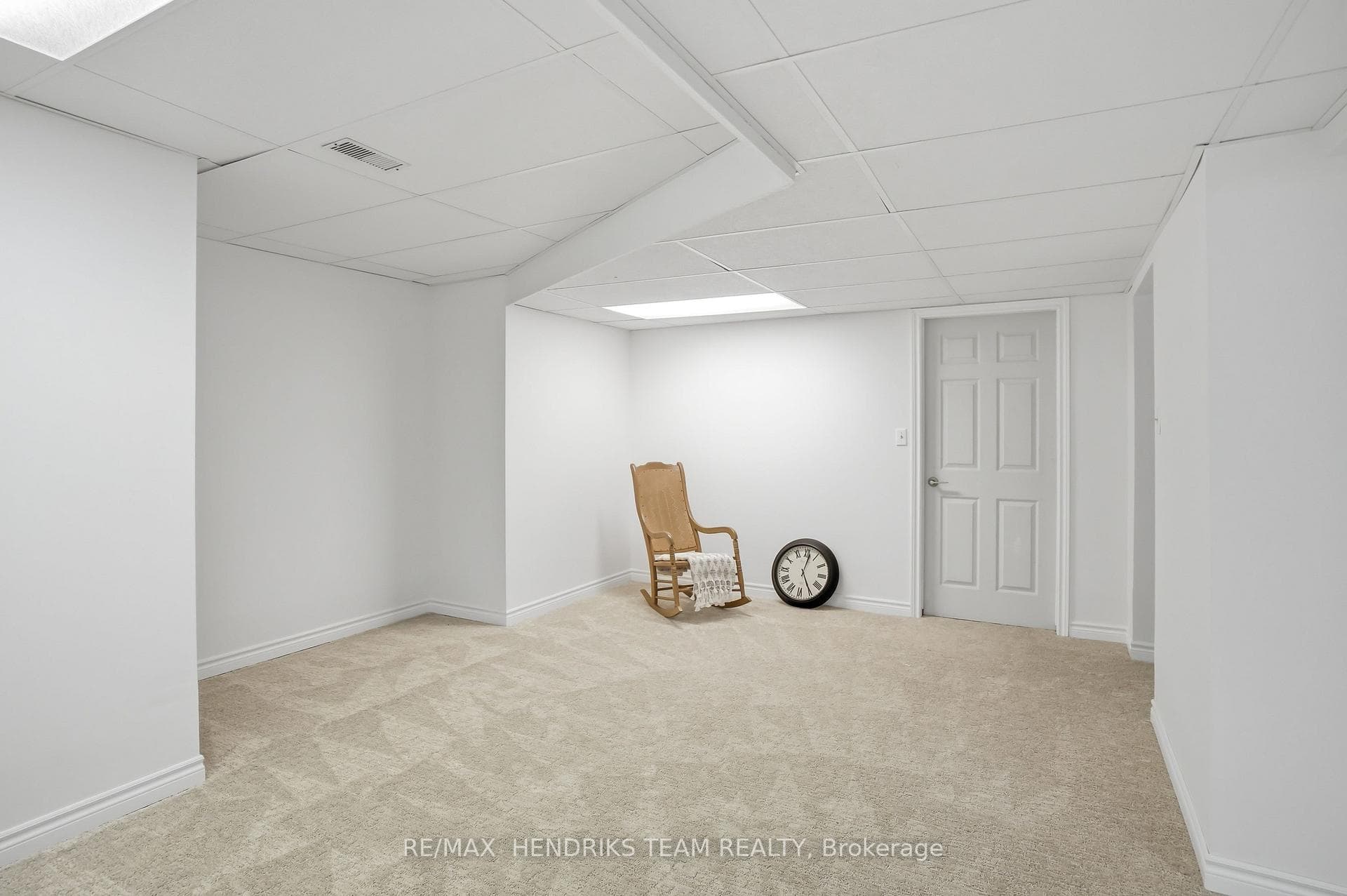 173 Michael Drive photo 25