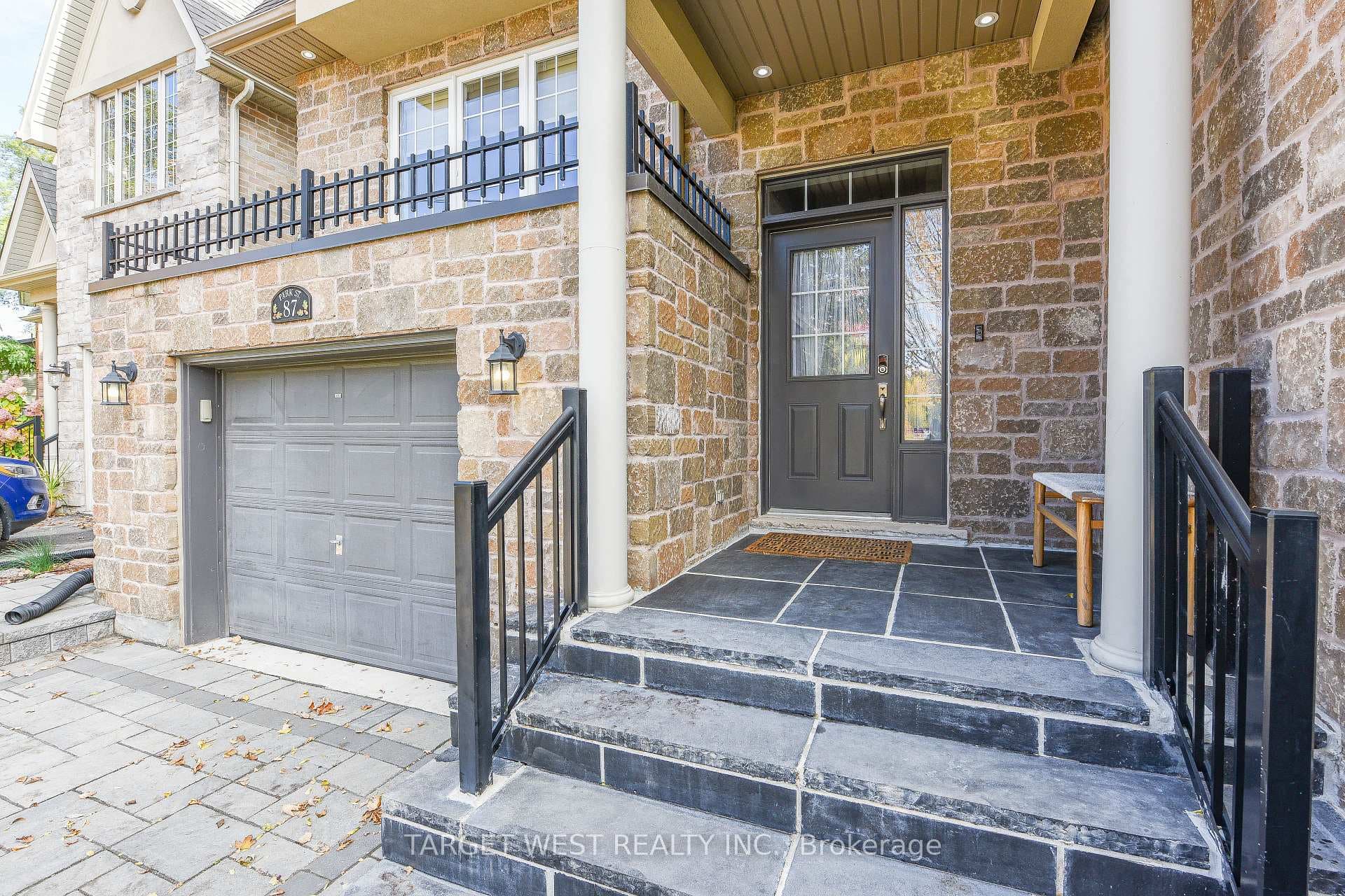 87 Park Street photo 28