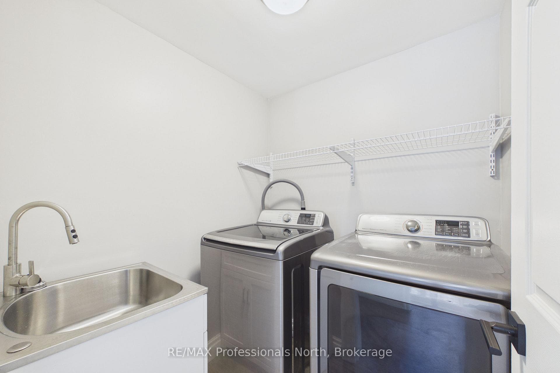 Laundry unit 3