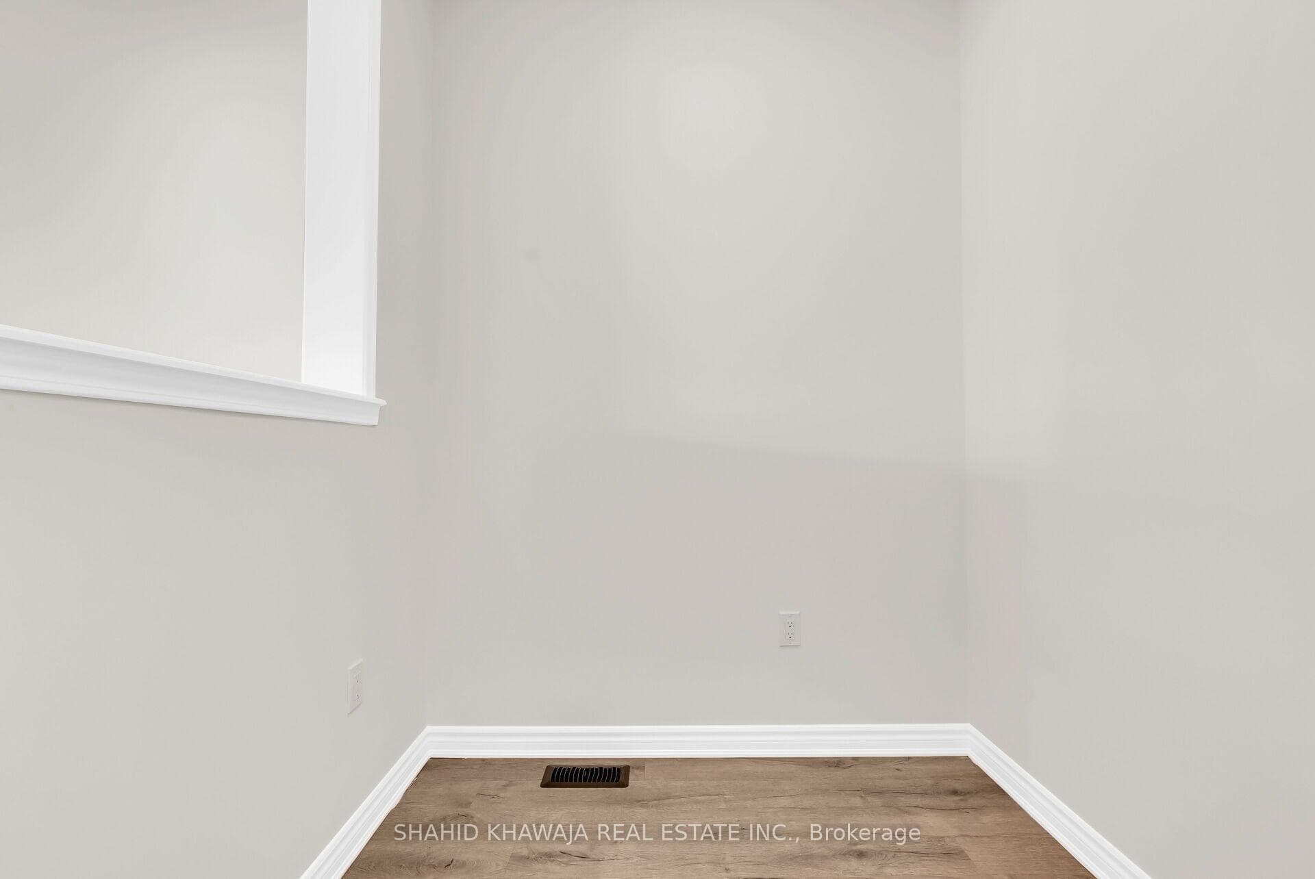 1288 Sycamore Gardens photo 6