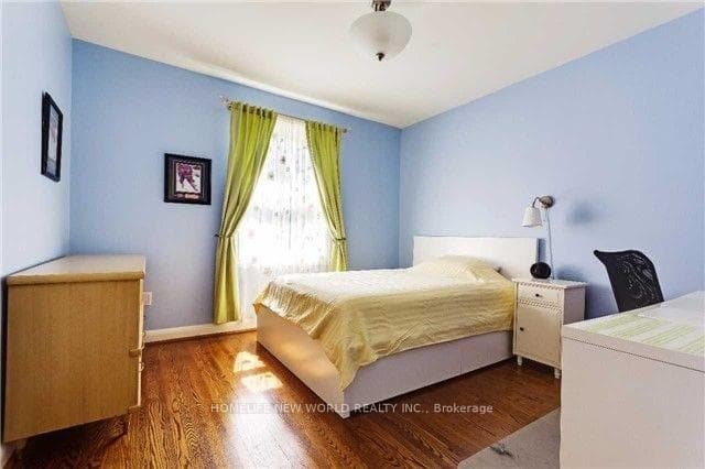 261 Betty Ann Drive photo 11