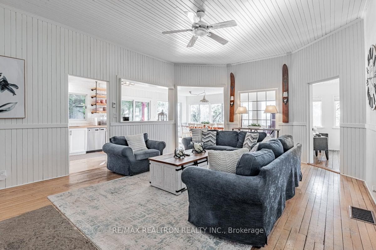 6568 Quarry Point Road photo 16