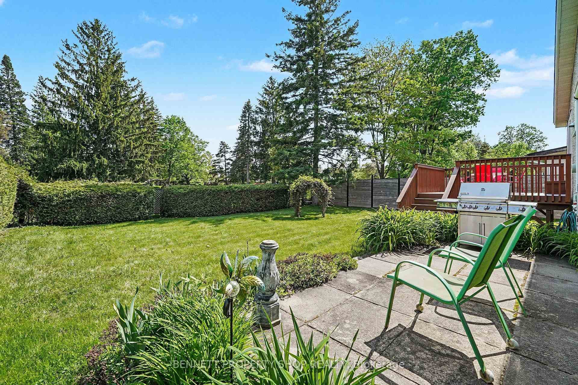 30 Corkstown Road photo 22