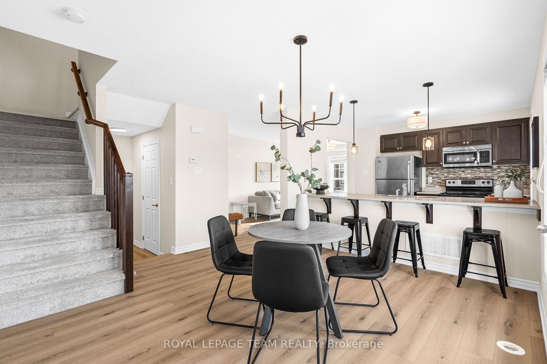 151 GRENADINE Street photo 23