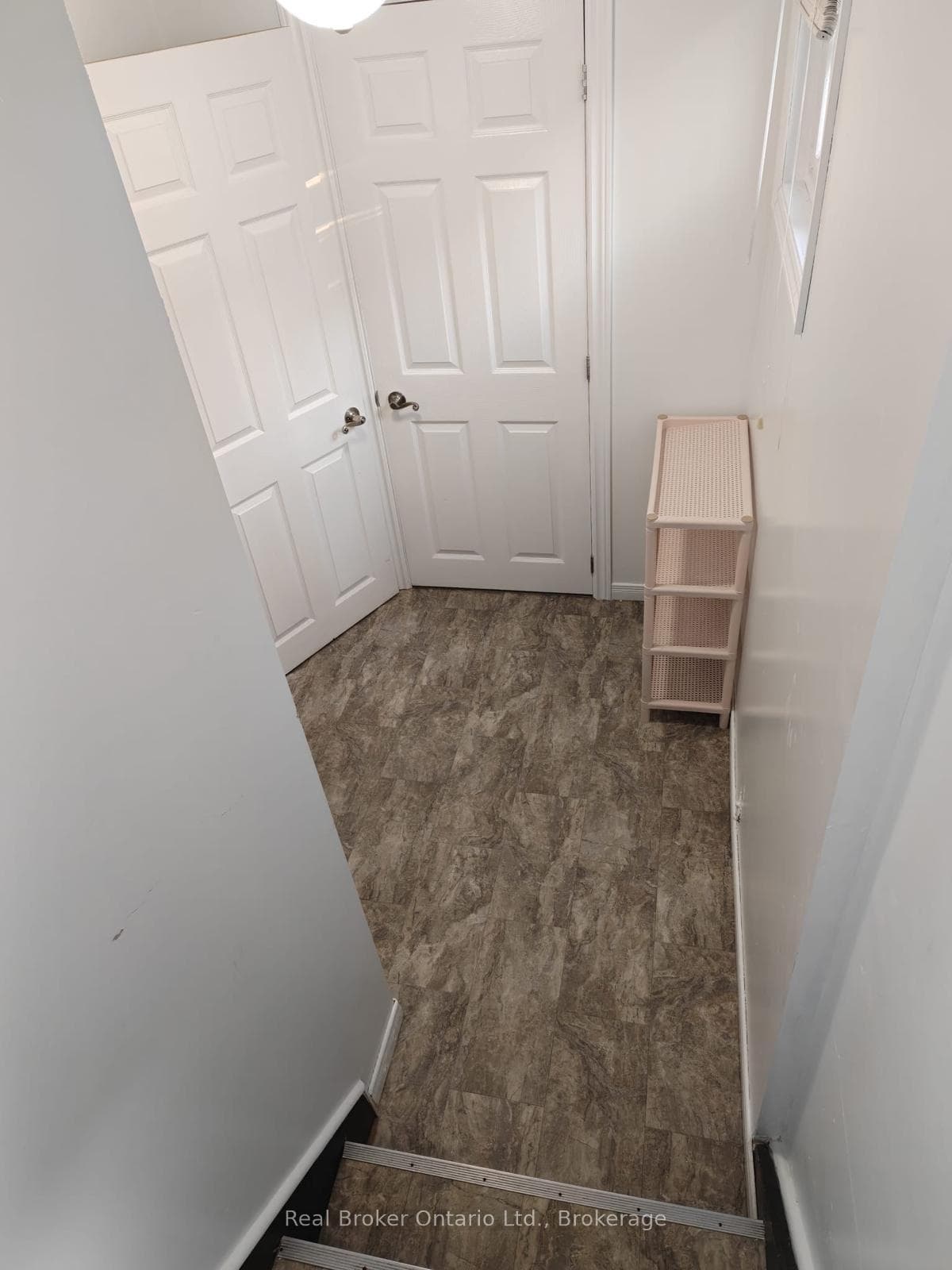 324 College Avenue photo 15