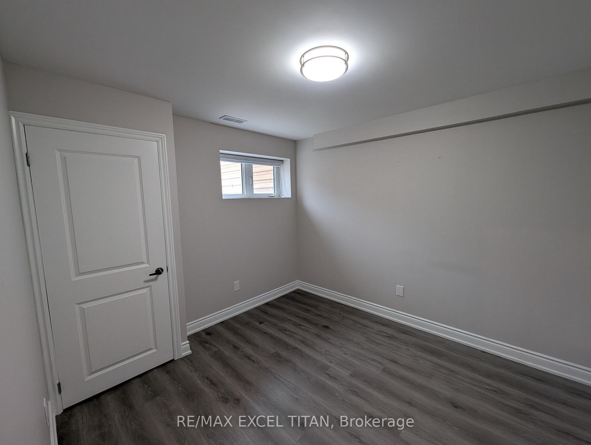 122 Factor Street Unit Bsmnt photo 9