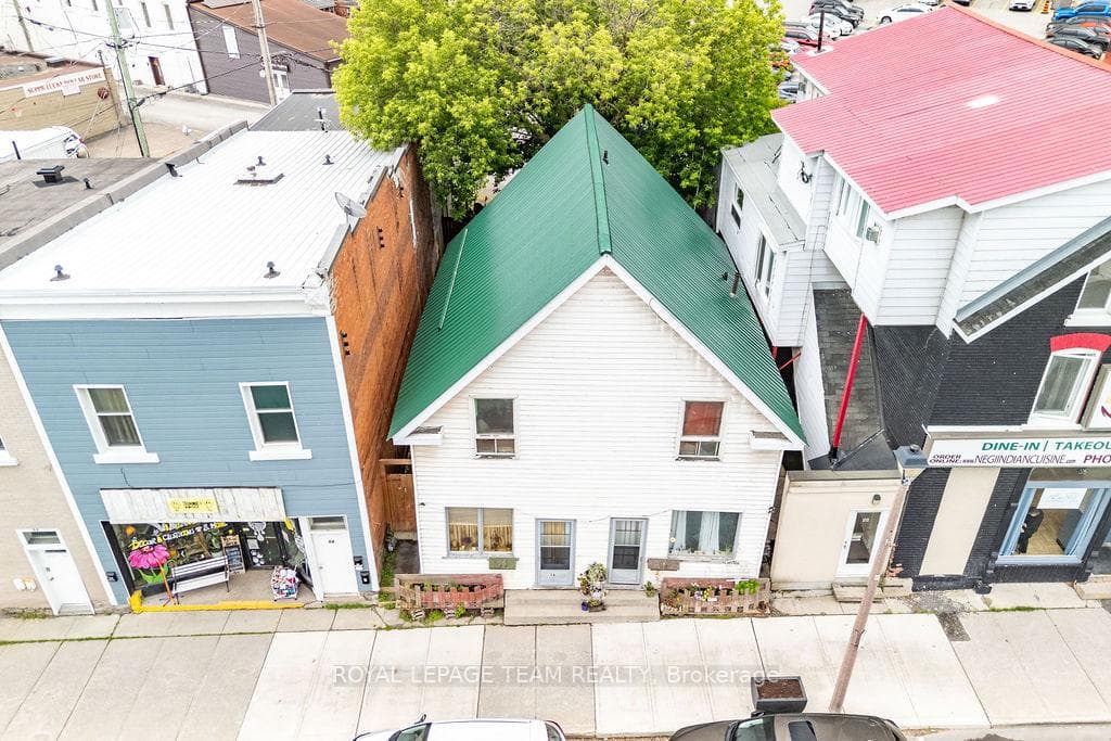 56 Madawaska Street photo 7