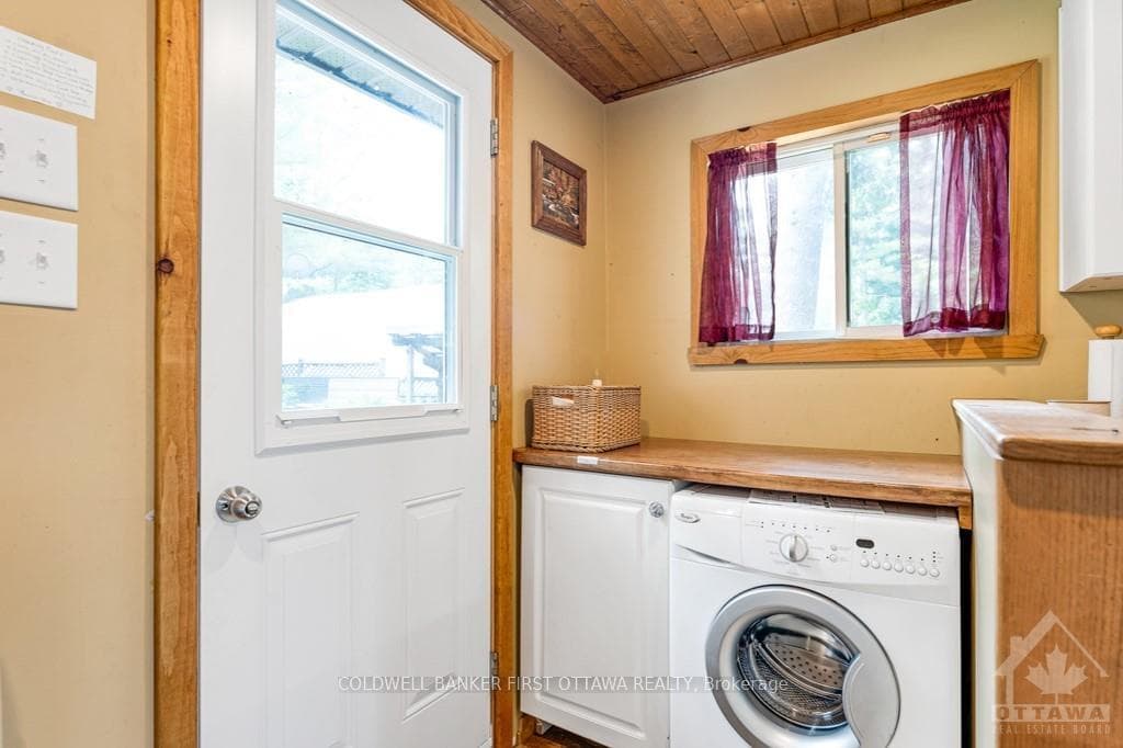 124 AGLAC Road photo 13