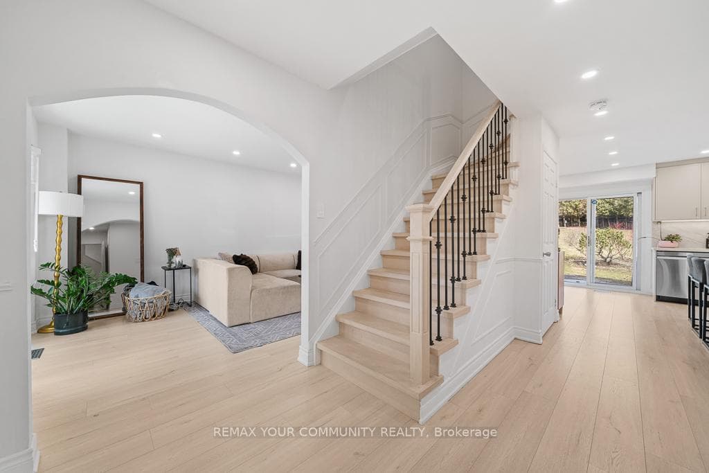 34 Park Lane Circle photo 2