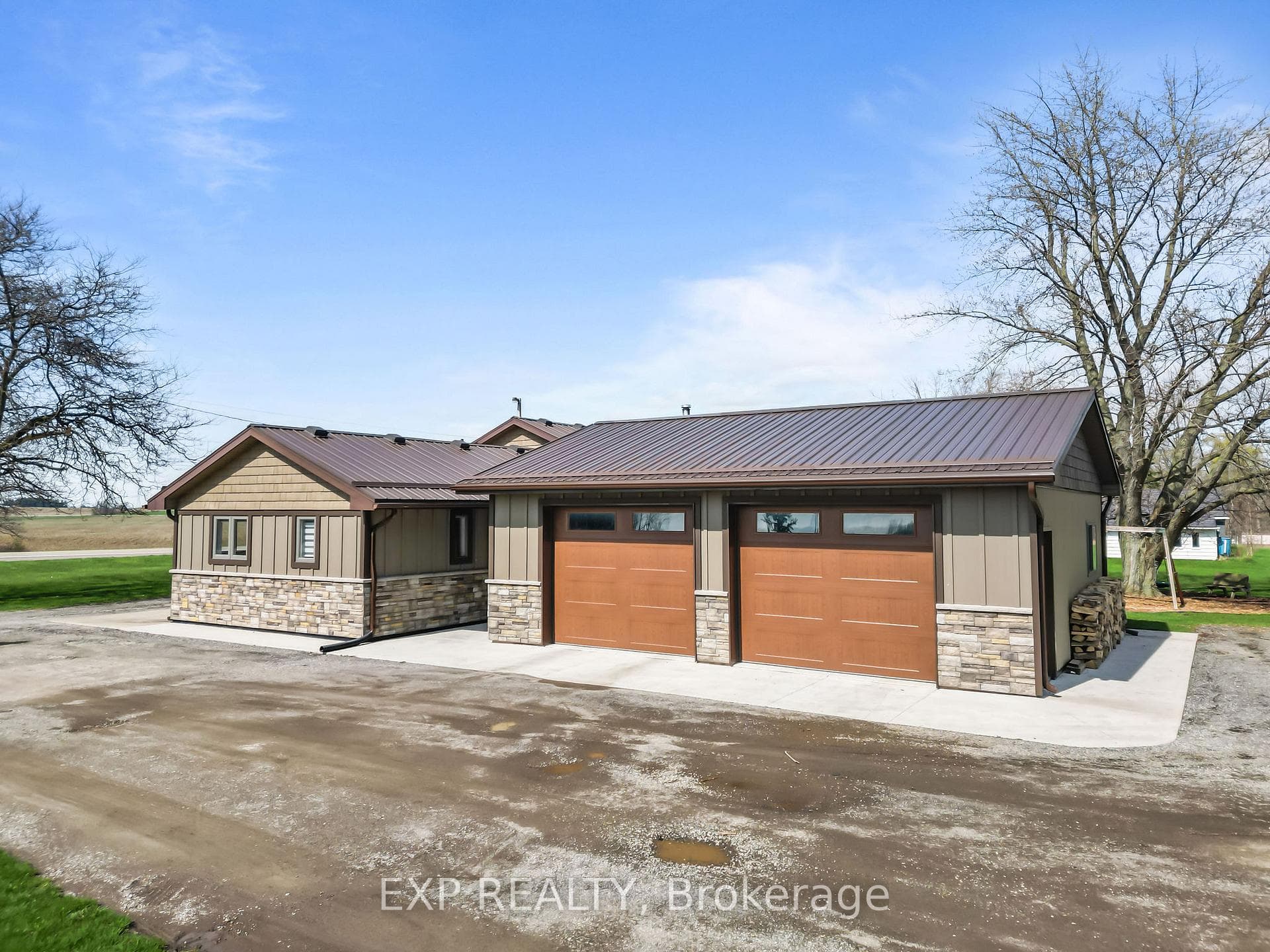 9221 Hickory Drive photo 2