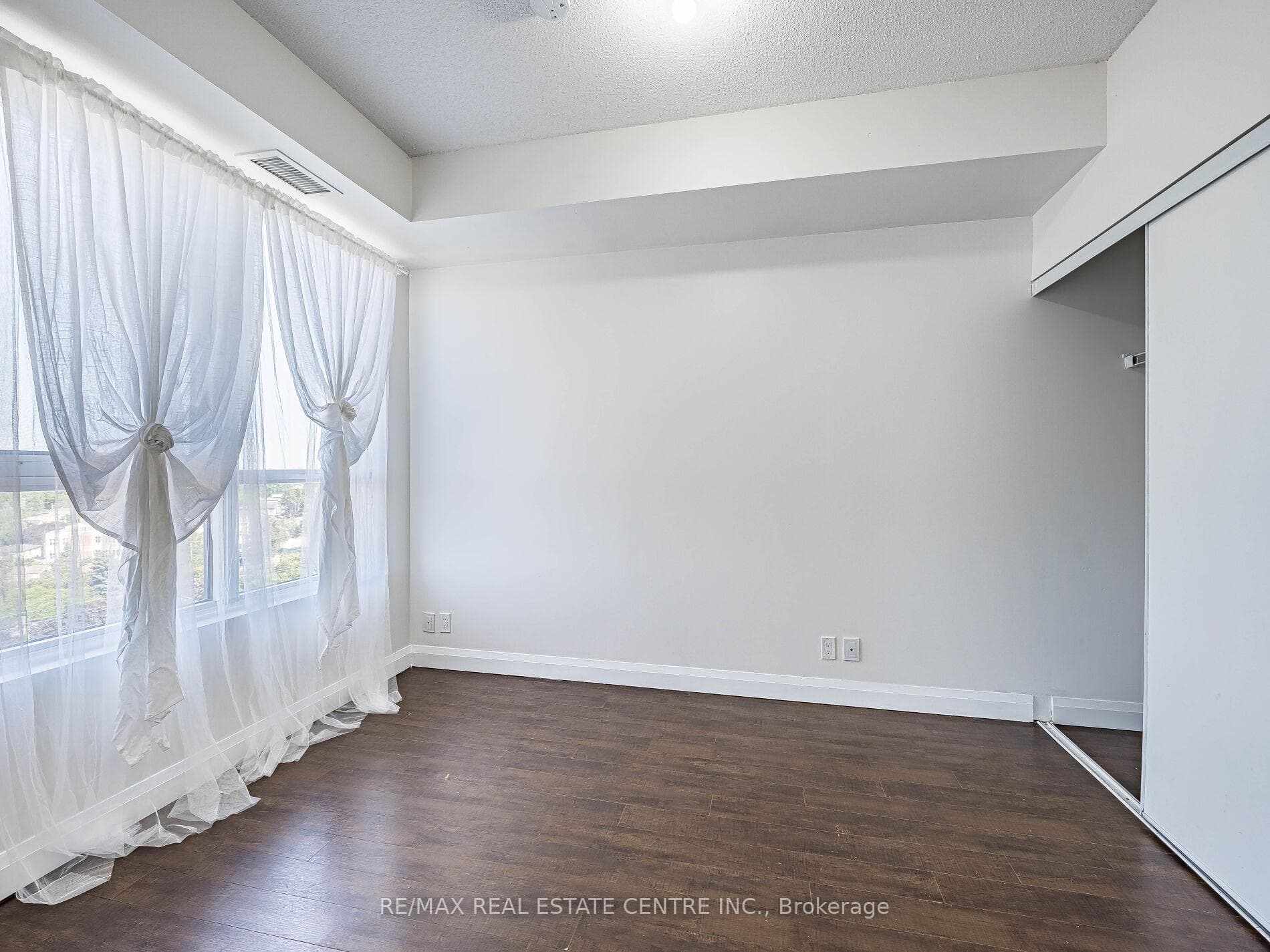 22 East Haven Drive Unit PH3 photo 11