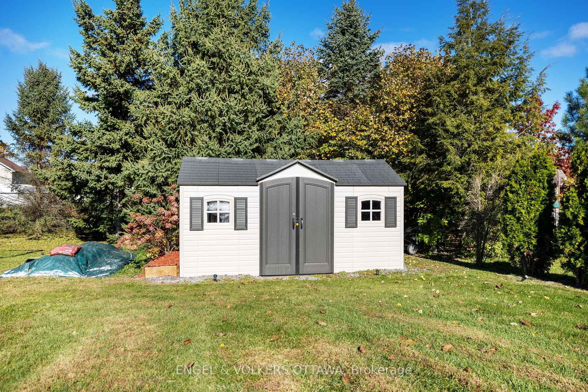 2584 Brickland Drive photo 40