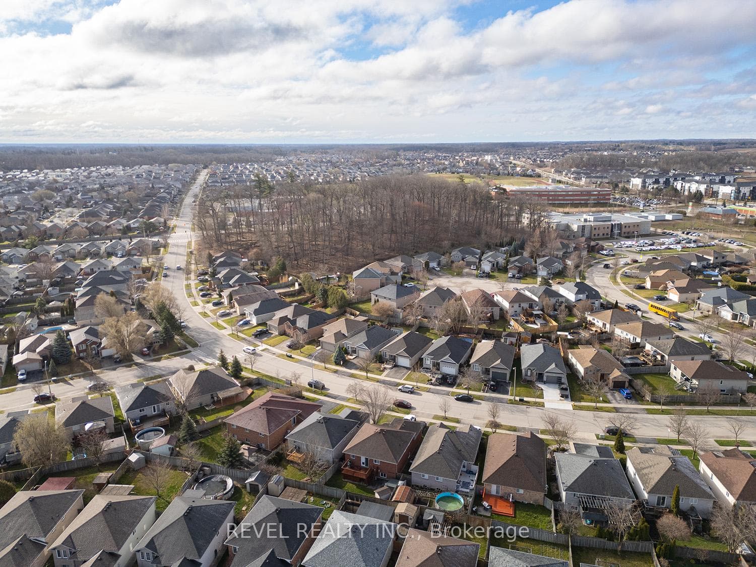 33 Mcguiness Drive photo 33