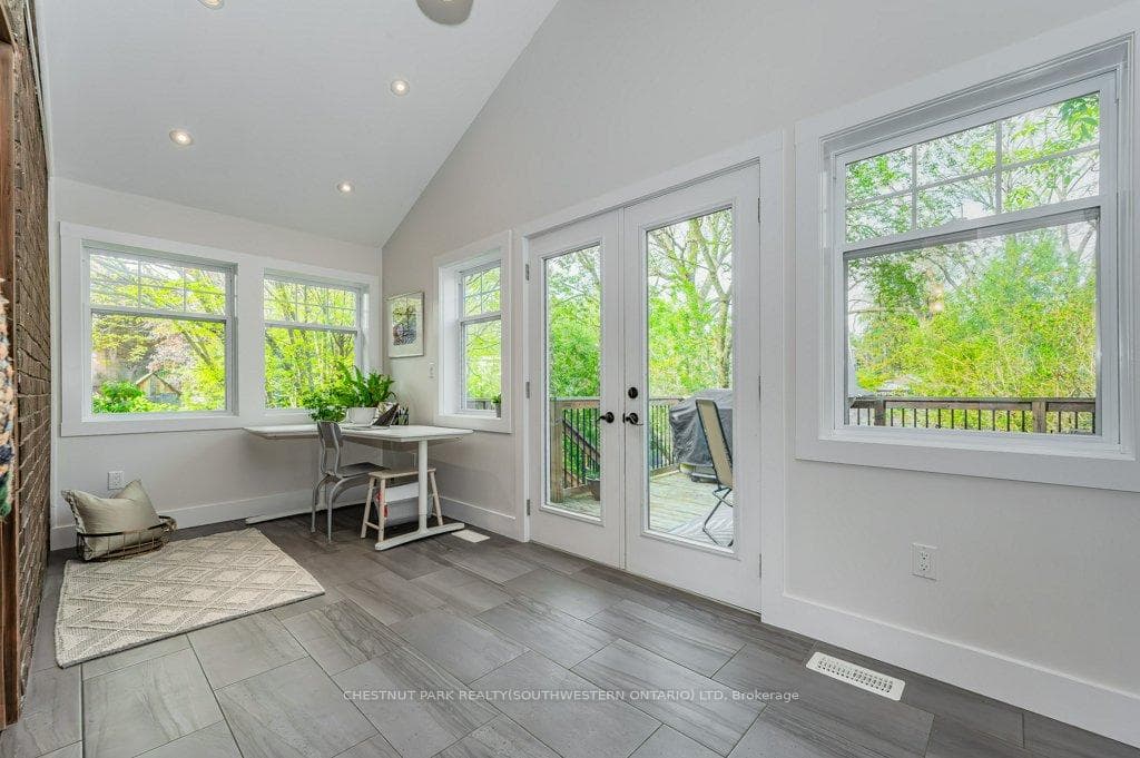 All season sunroom