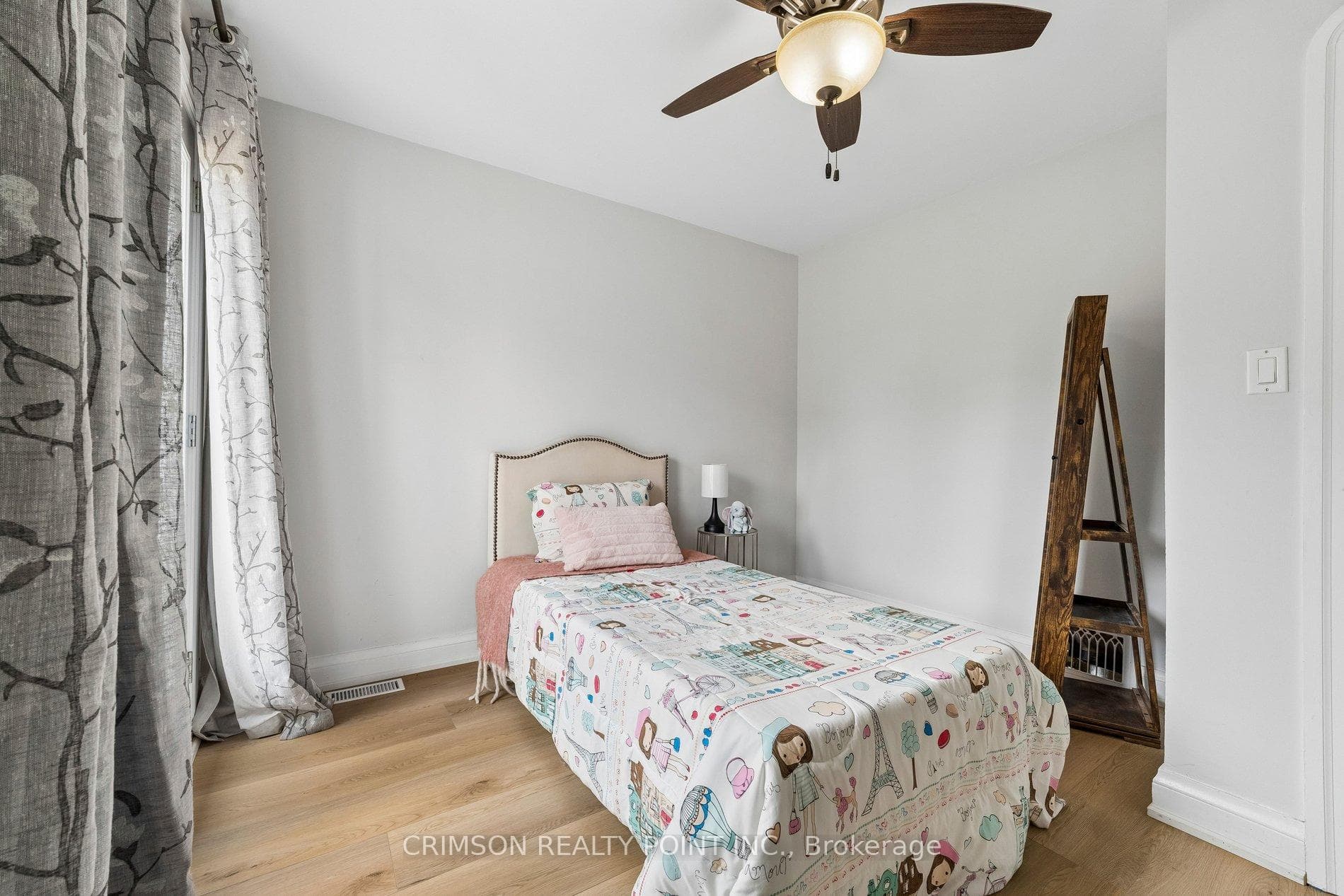 503 Athol Street photo 23