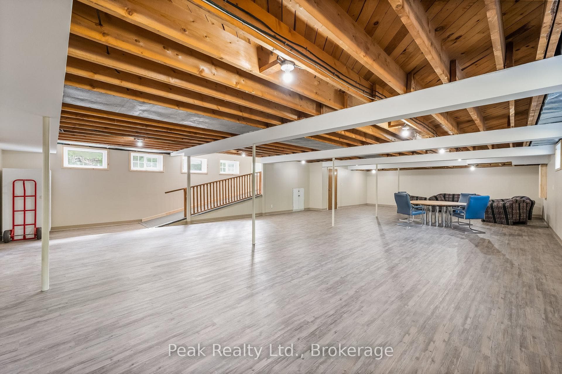 1812 Frontenac Road photo 31