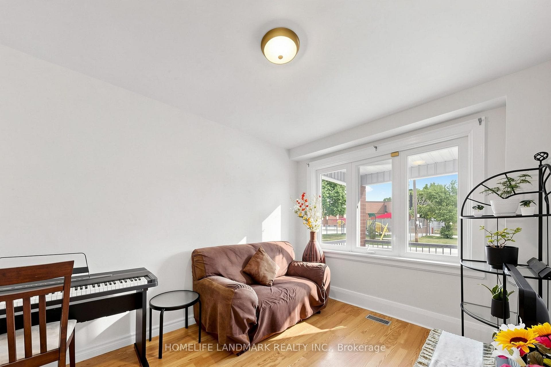 484 Glenholme Avenue photo 7