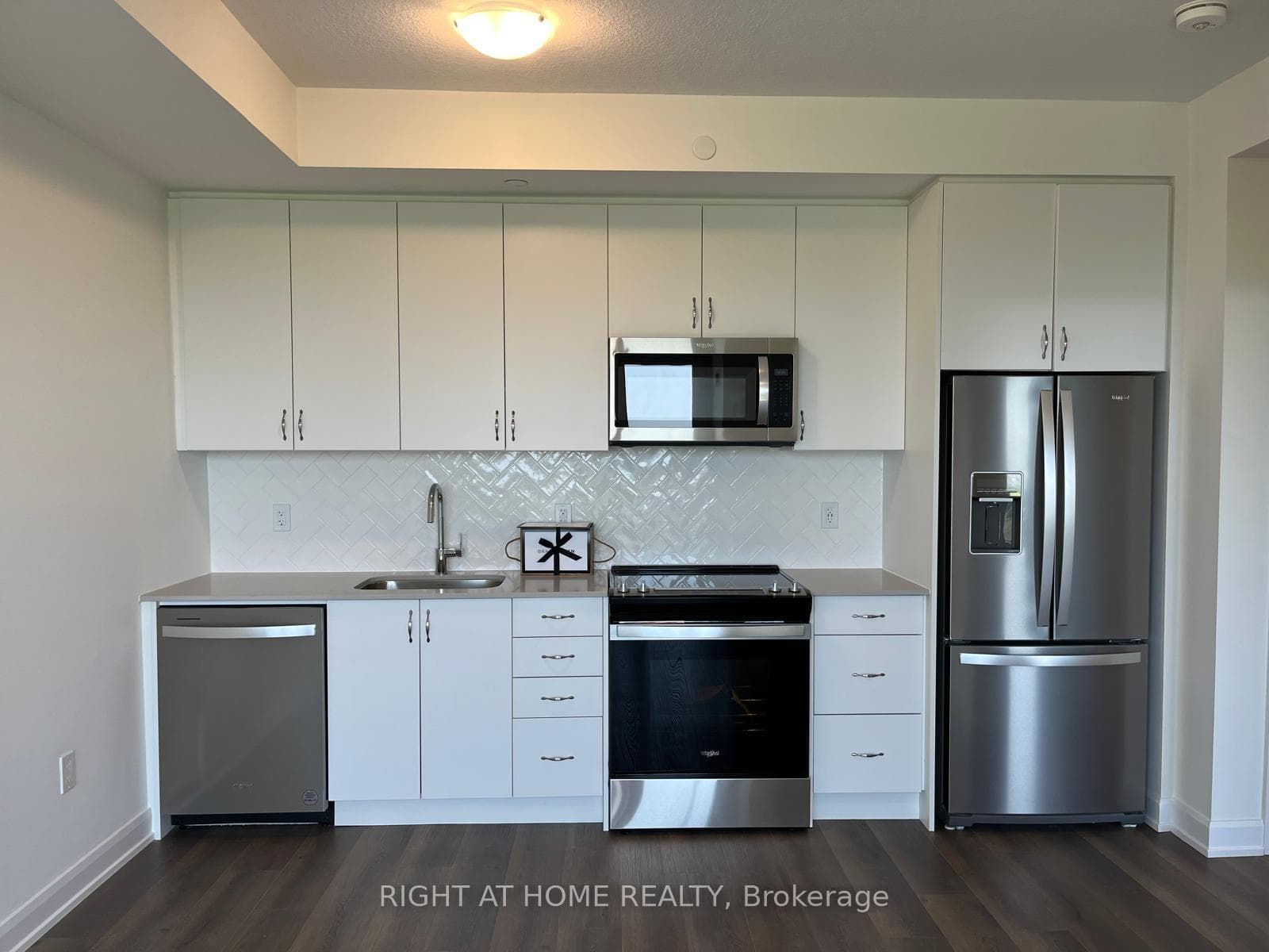 3200 William Coltson Avenue Unit 1011 photo 16