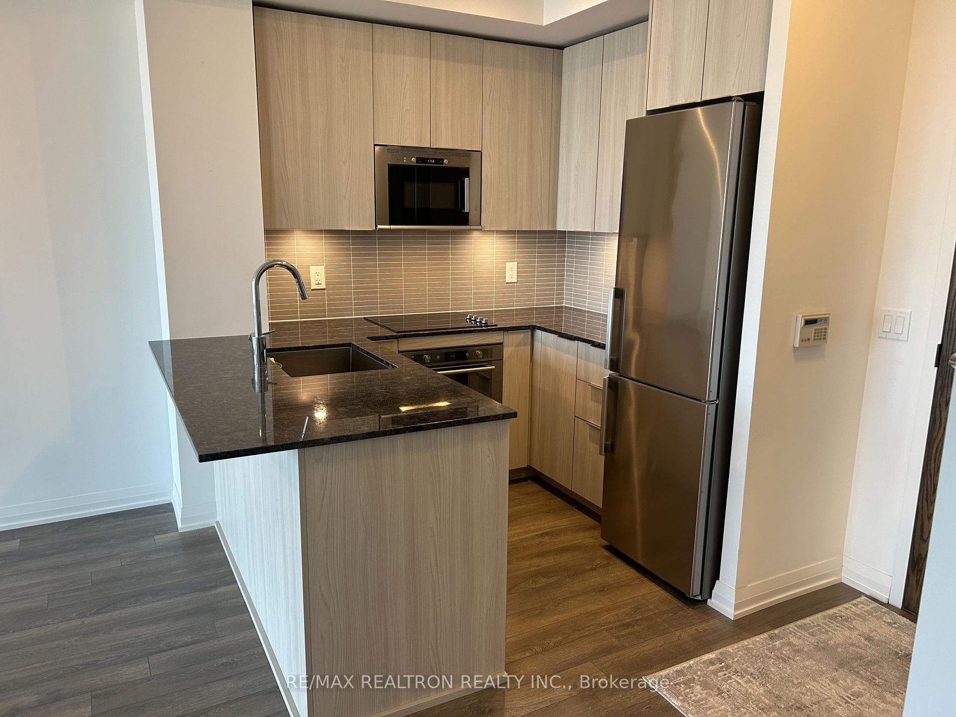 99 Eagle Rock Way Unit 709 photo 10