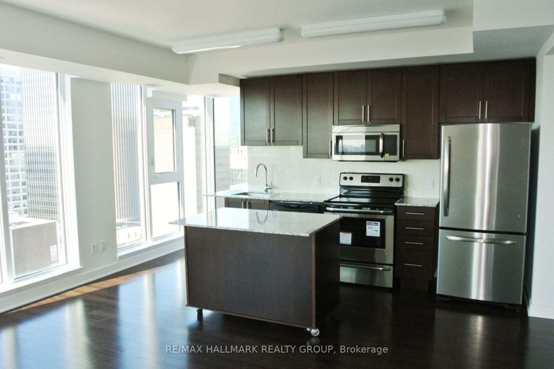 179 Metcalfe Street Unit 1209 photo 4